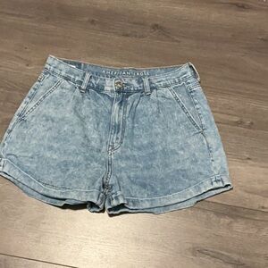 American Eagle | Mom Short - Blue Denim Shorts - 6
